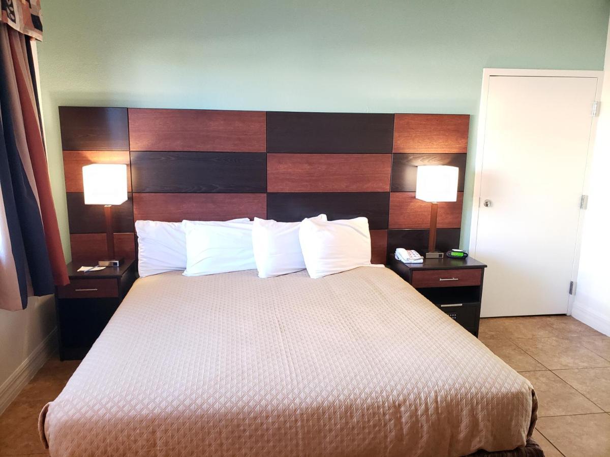 Oceanfront Inn And Suites - Ormond 오먼드 비치 외부 사진