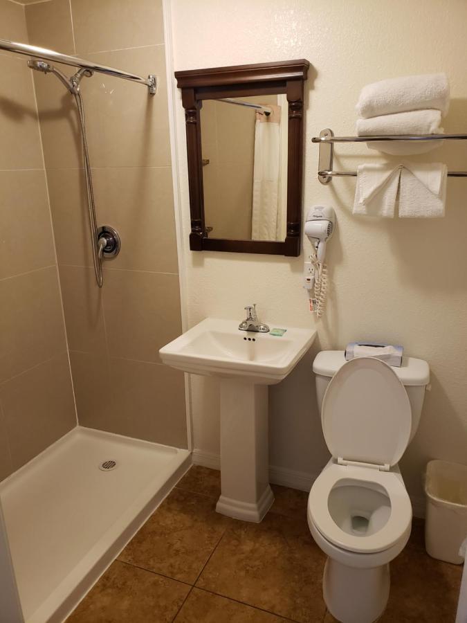 Oceanfront Inn And Suites - Ormond 오먼드 비치 외부 사진