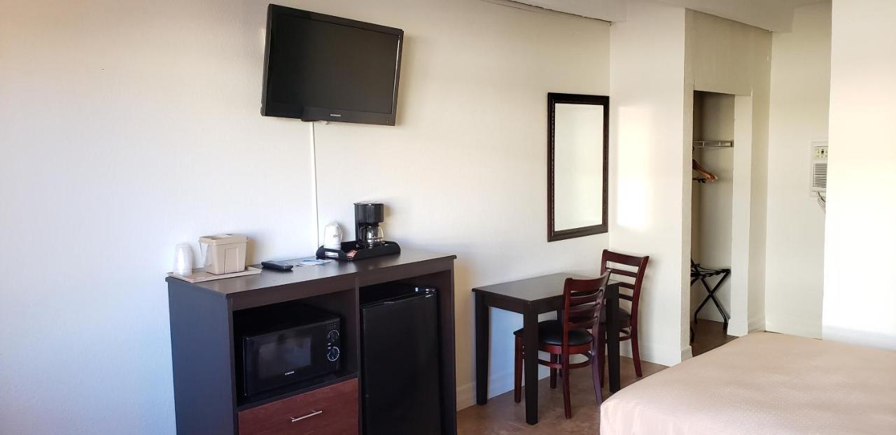 Oceanfront Inn And Suites - Ormond 오먼드 비치 외부 사진